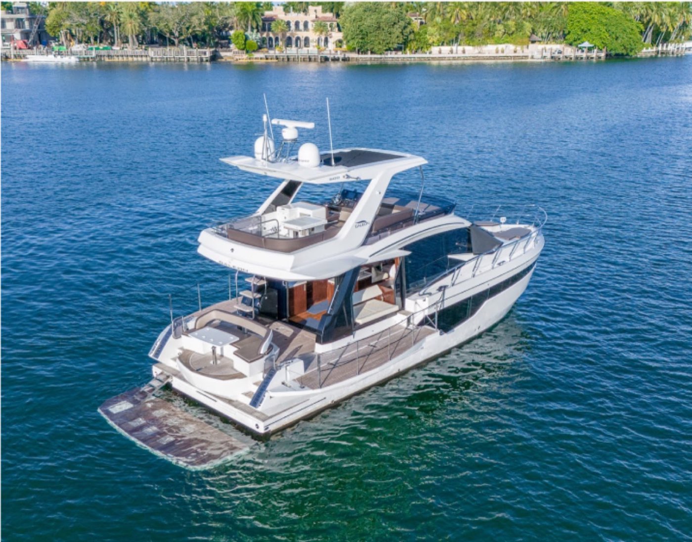 Galeon 53'