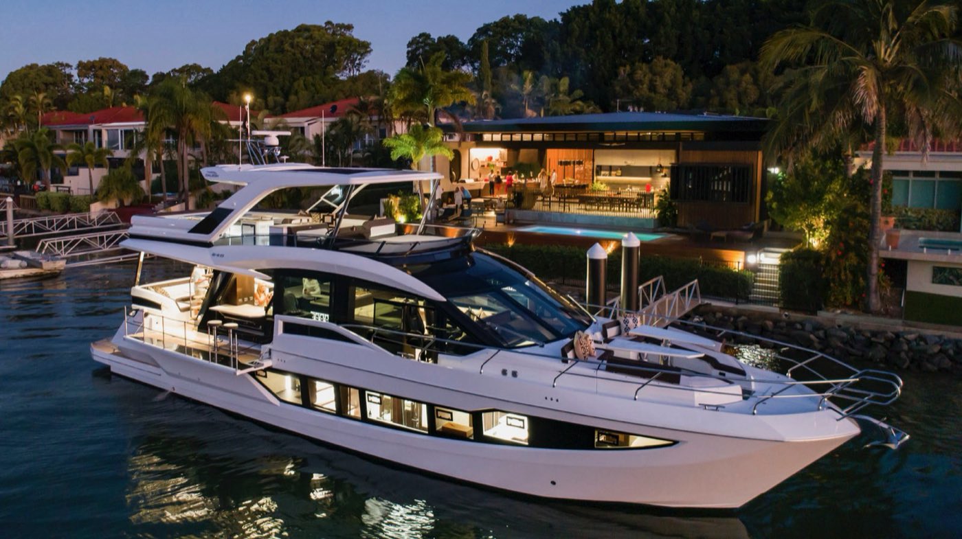 Galeon 70' — photo 7