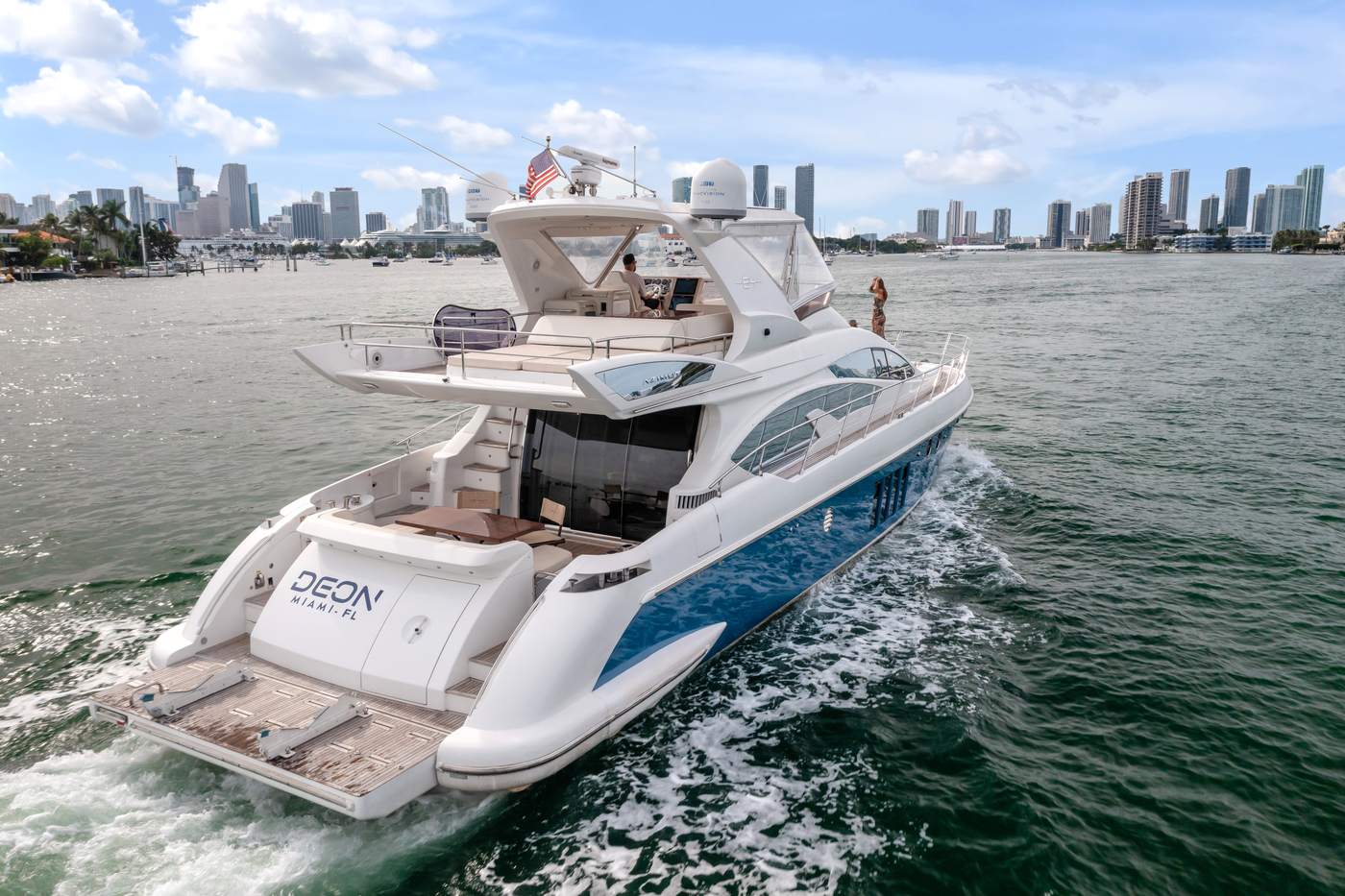 Azimut 64'