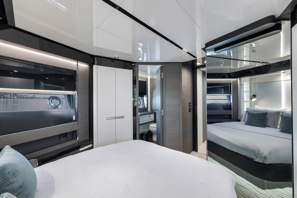 Azimut S8 — photo 9