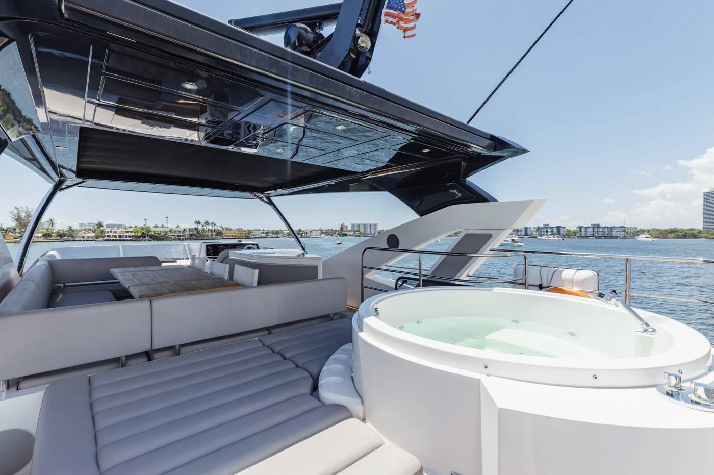 80' Sunseeker — photo 3