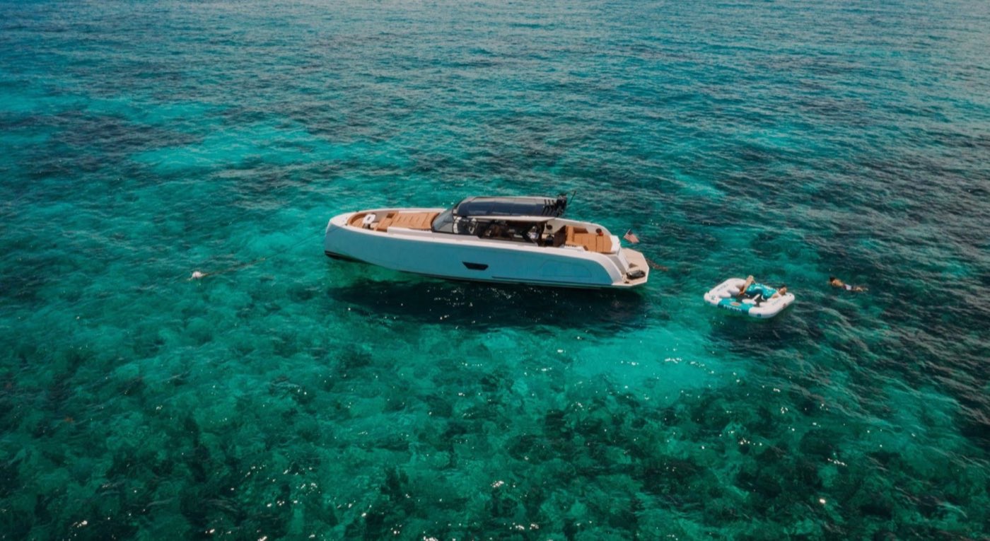 Vanquish 58' — photo 4